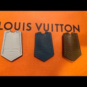 ✨Louis Vuitton Key Protector✨